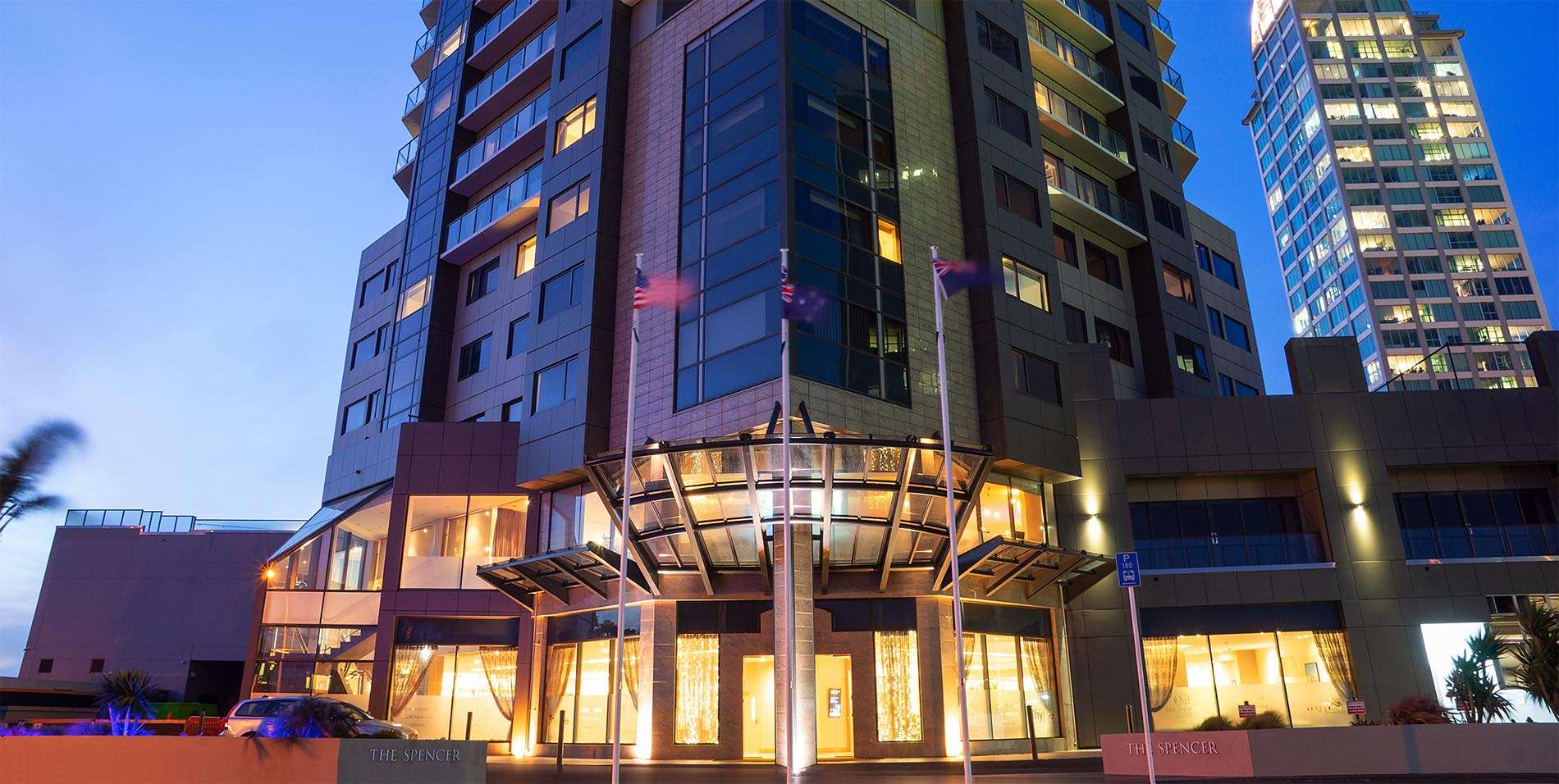 The Spencer Hotel, Takapuna Hotel, Exterior at dusk slideshow rs