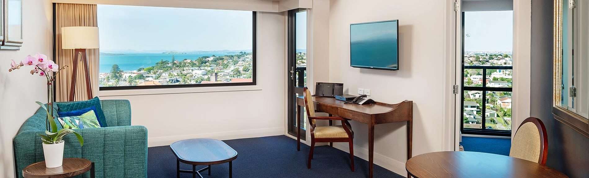 The Spencer Hotel, Takapuna Hotel, Spencer Hotel One Bed Balcony Lounge Slideshow HD