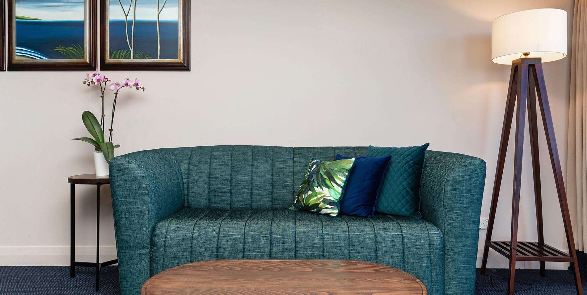 The Spencer Hotel, Takapuna Hotel, Spencer Hotel Sofa