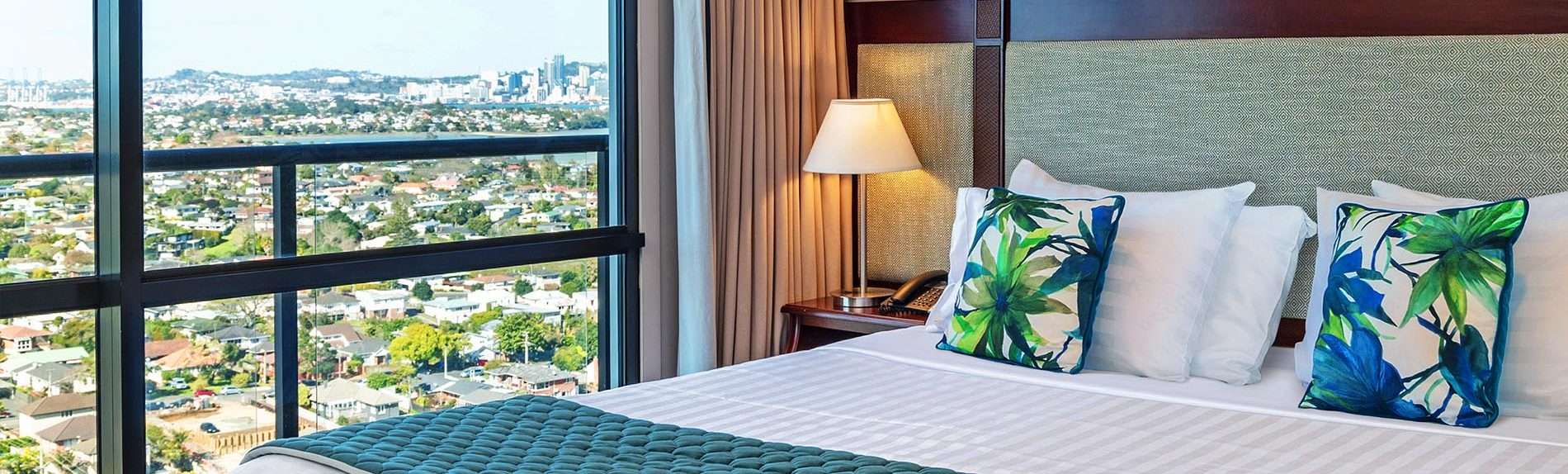 The Spencer Hotel, Takapuna Hotel, Spencer Hotel One Bed Balcony View Slideshow HD